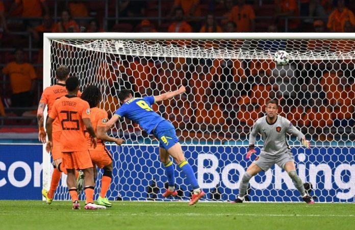 Украина проиграла Нидерландам в невероятном матче