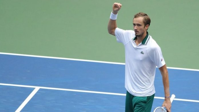Даниил Медведев вышел в 1/2 финала US Open-2021