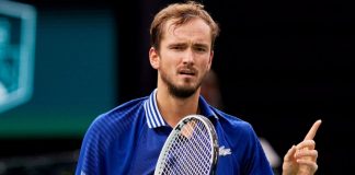 Даниил Медведев проиграл финал Итогового турнира ATP-2021