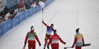 Российские лыжники стали олимпийскими чемпионами в эстафете