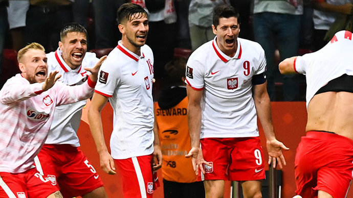 Польша автоматически попала в финал отбора ЧМ-2022, Украина сыграет в июне